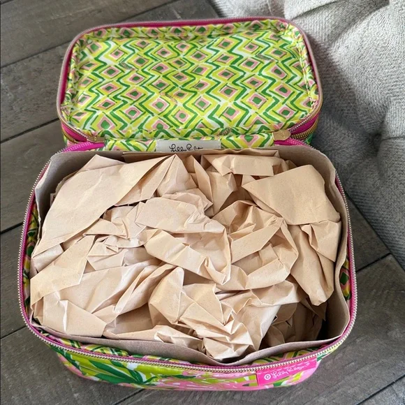 Lilly Pulitzer for Target Travel cosmetic train case in "Fan Dance" print - Picture 4 of 7